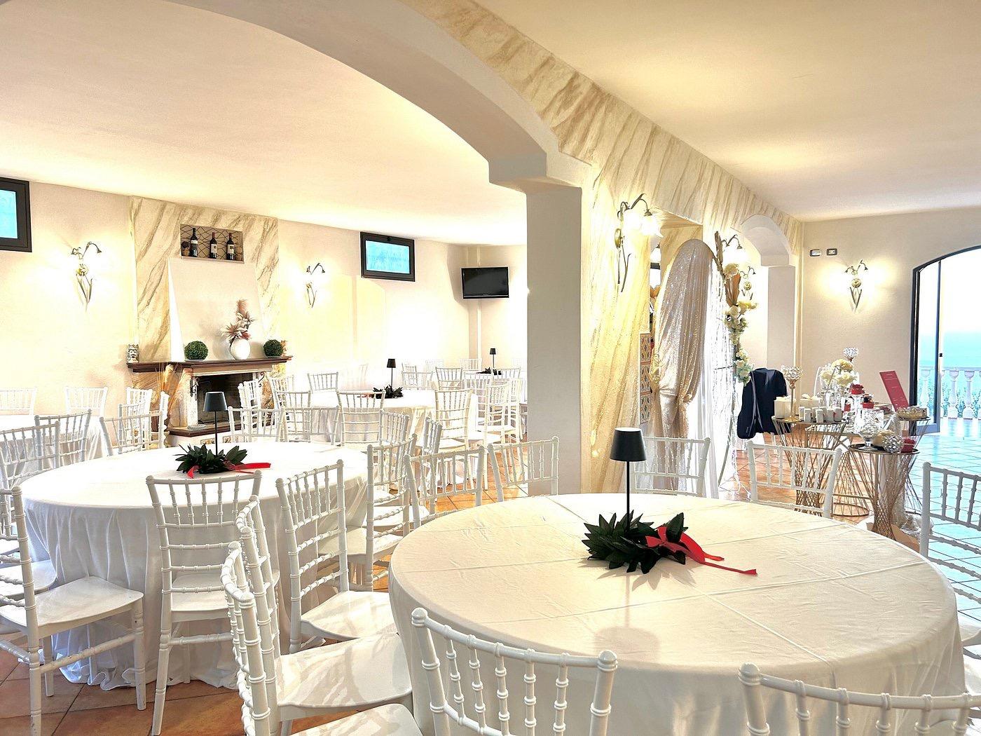 Il ristorante di LA COLLINA SUL MARE B&B