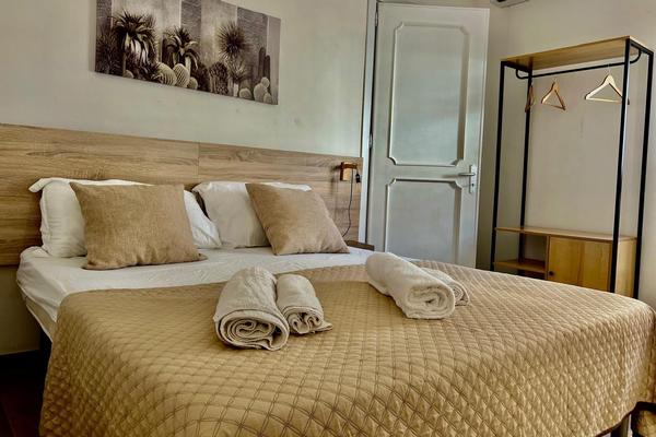 Egadi Home