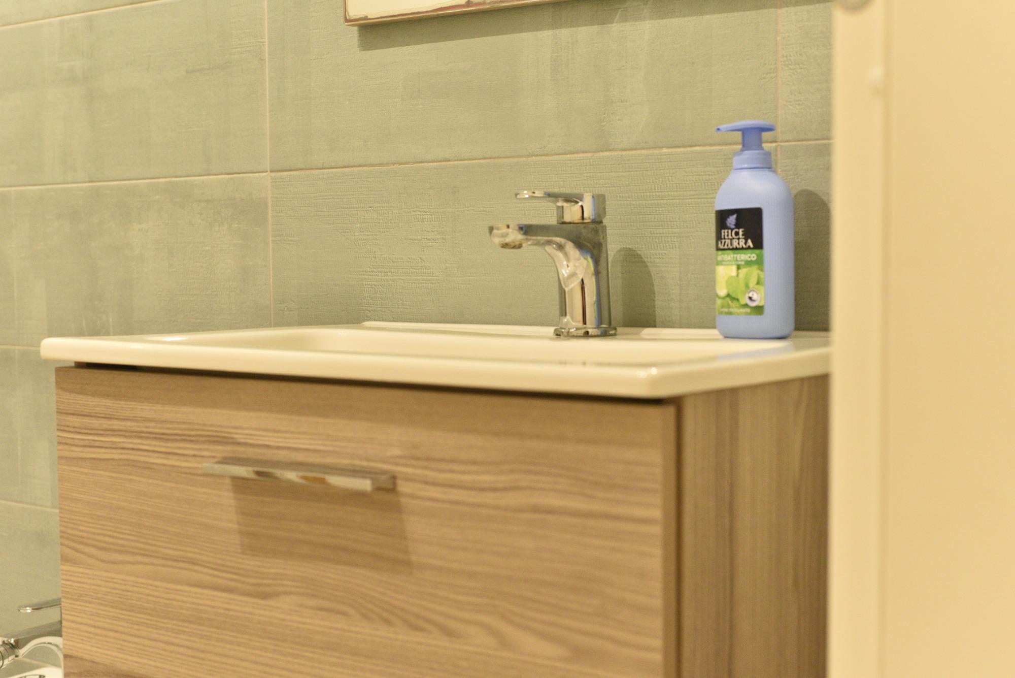 Dettaglio bagno 2