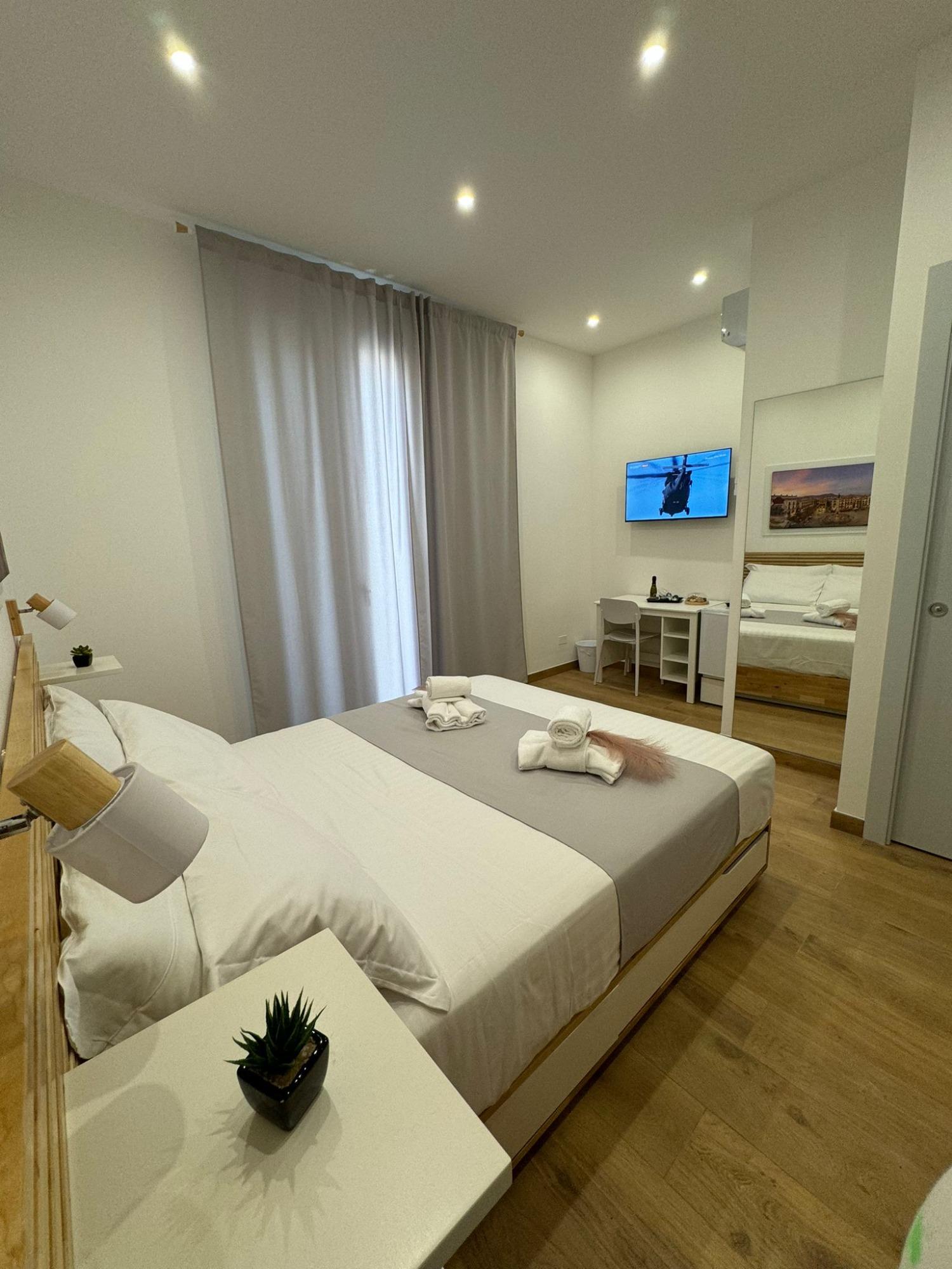 Camera matrimoniale con balcone