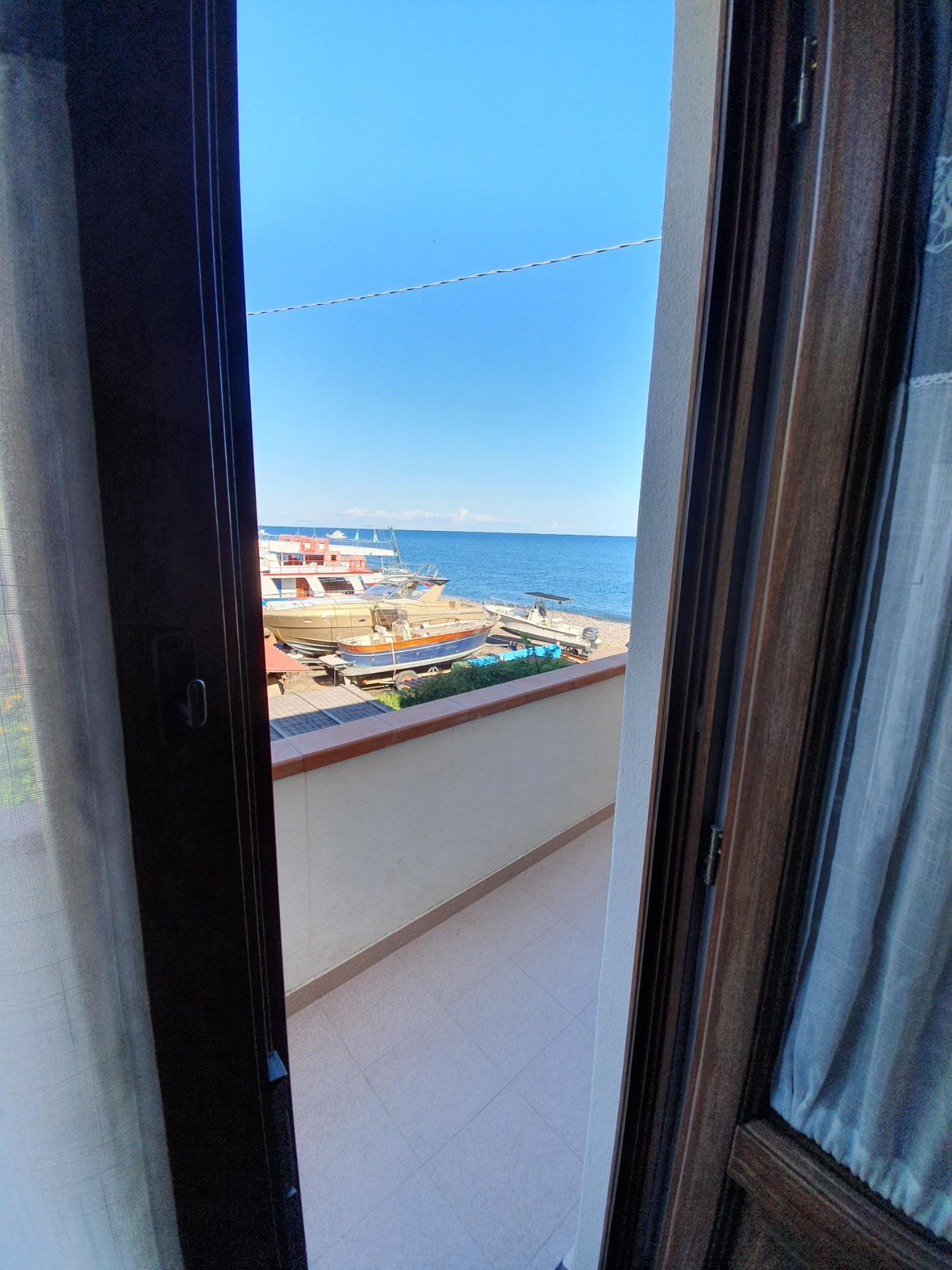 vista con balcone