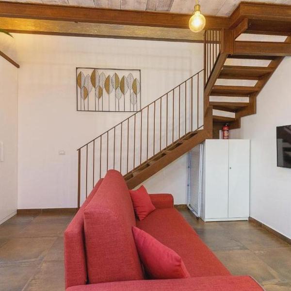  Proserpina Apartment