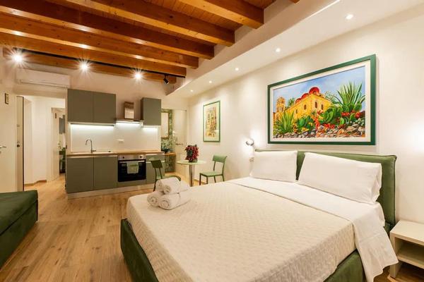 Caminneci Palace Boutique