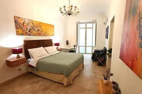 Albertos Apartments