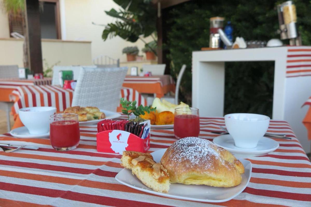 La colazione di TRIGRANA VACANZE HOTEL