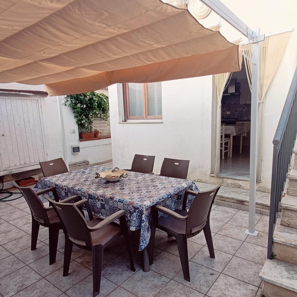 Terrazza con pergola Appartamento Rosa