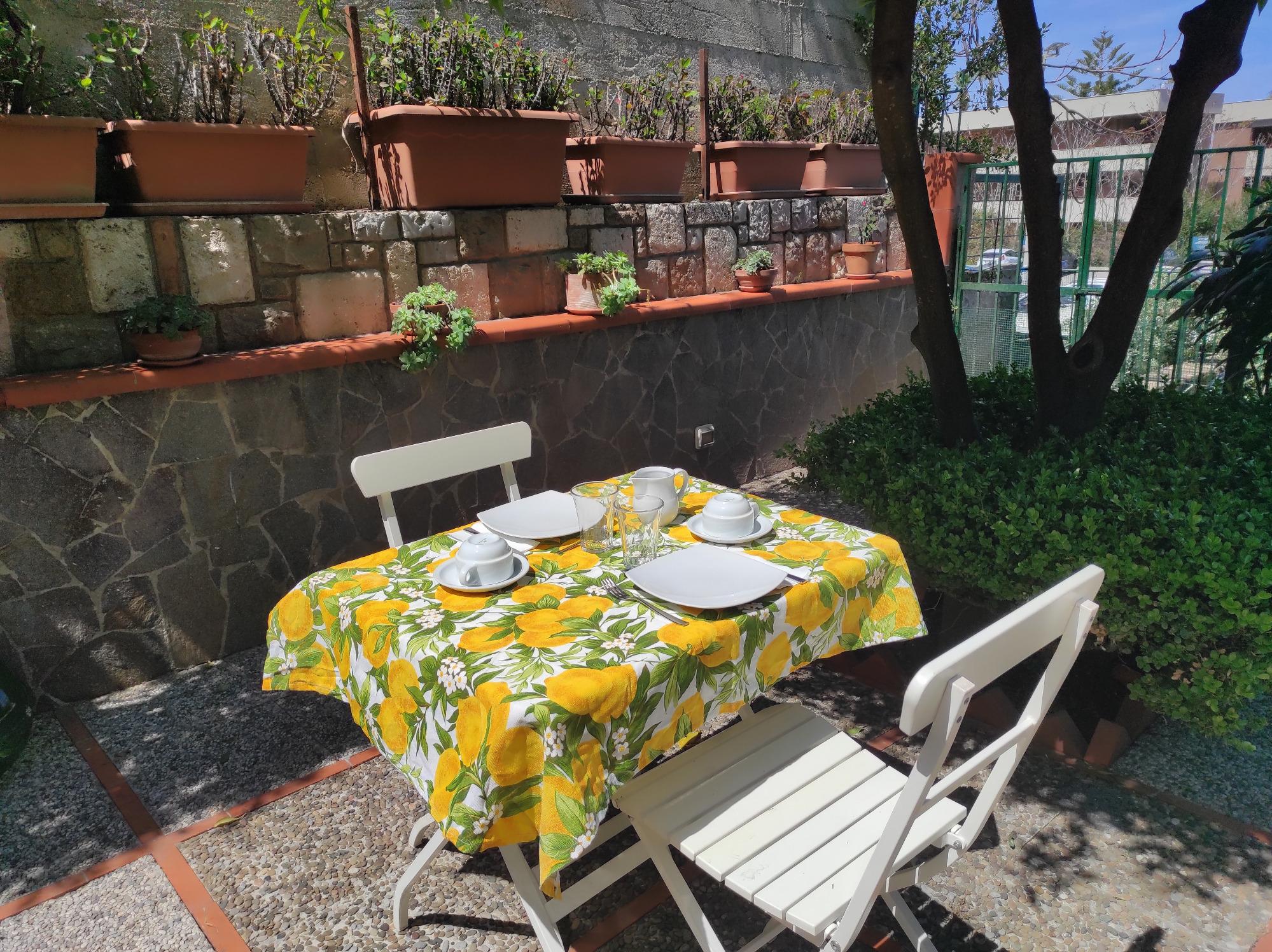 colazione in giardino