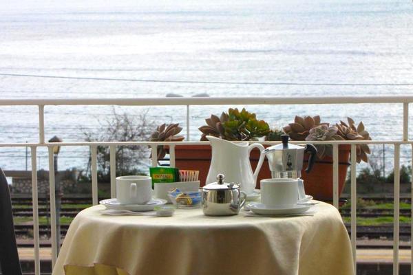 Bed and Breakfast vicino a Lido Maraone: Prenota senza commissioni