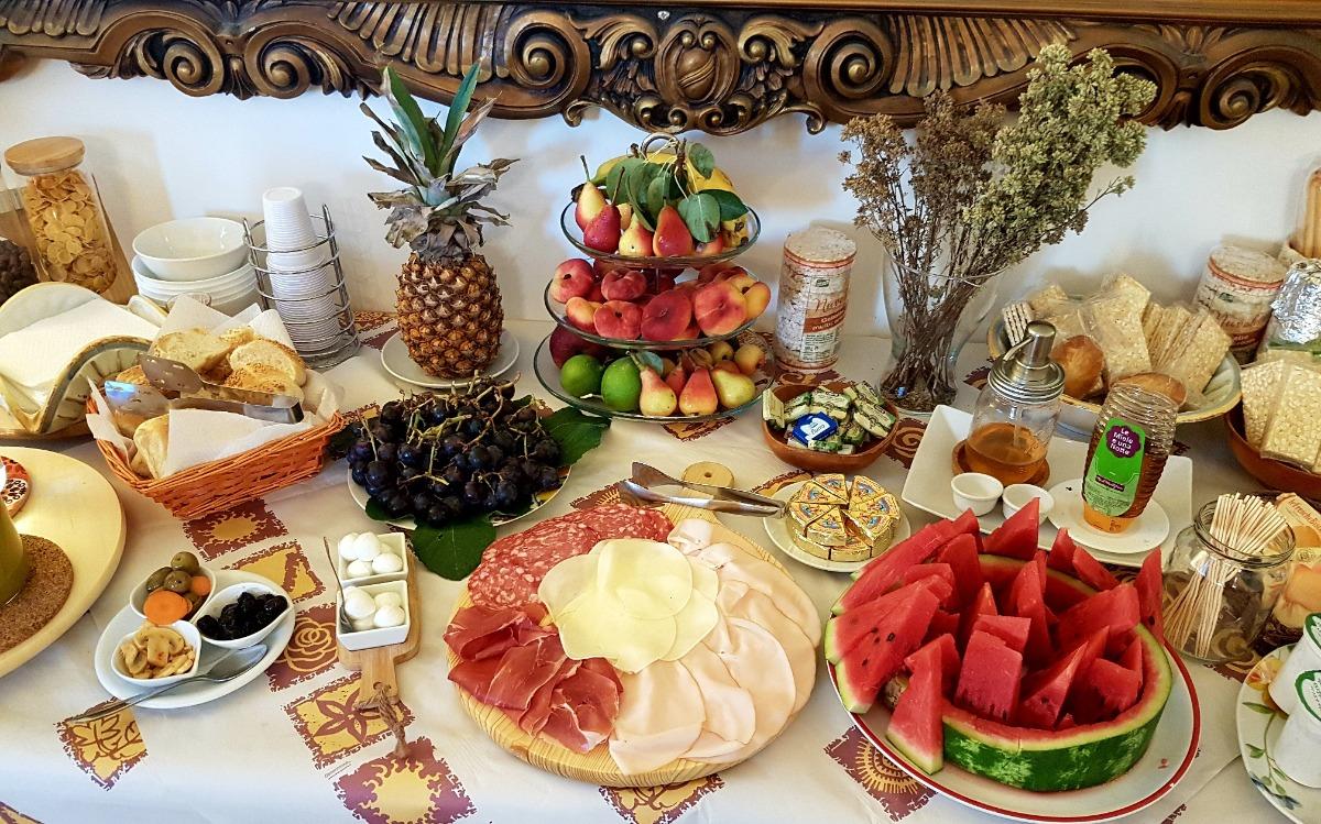 La colazione di B&B VILLA AMBRA ***