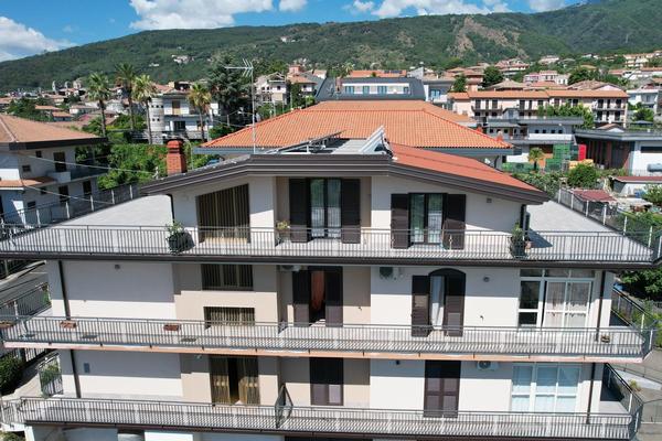 Le Tre Rose dell'Etna
