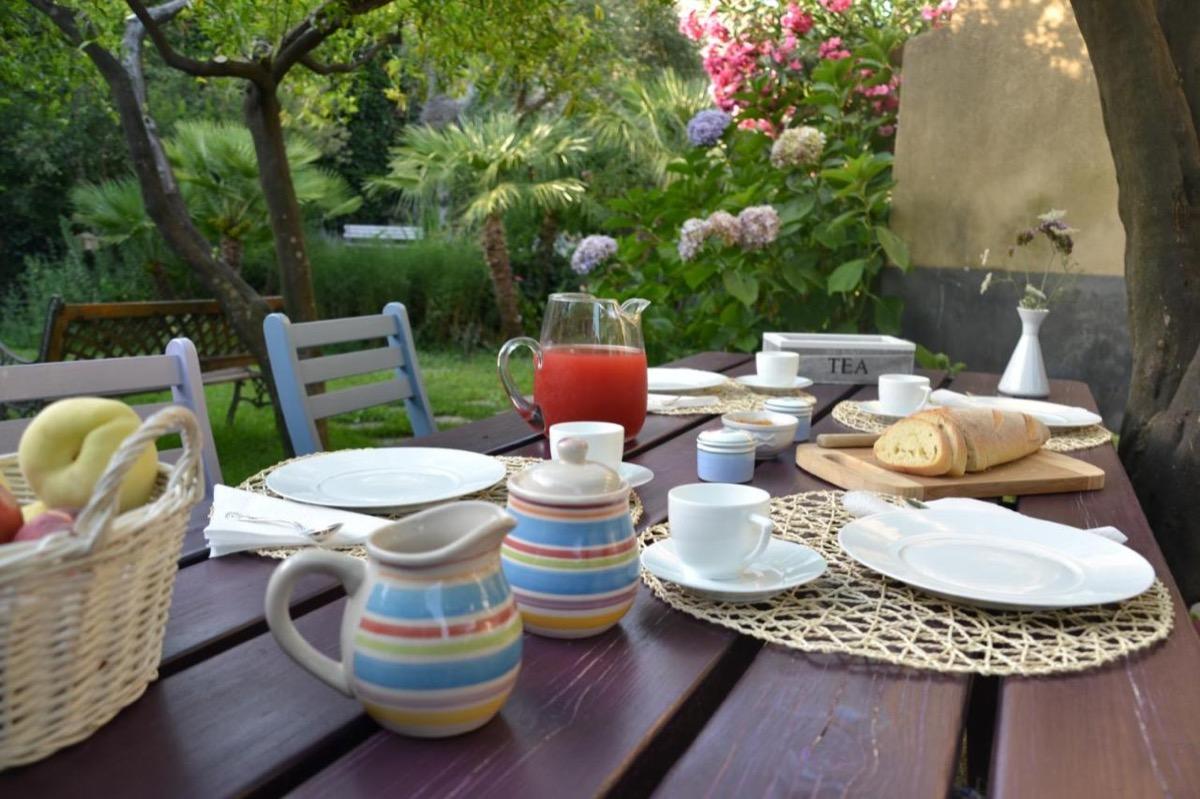 La colazione di VELARDI B&B