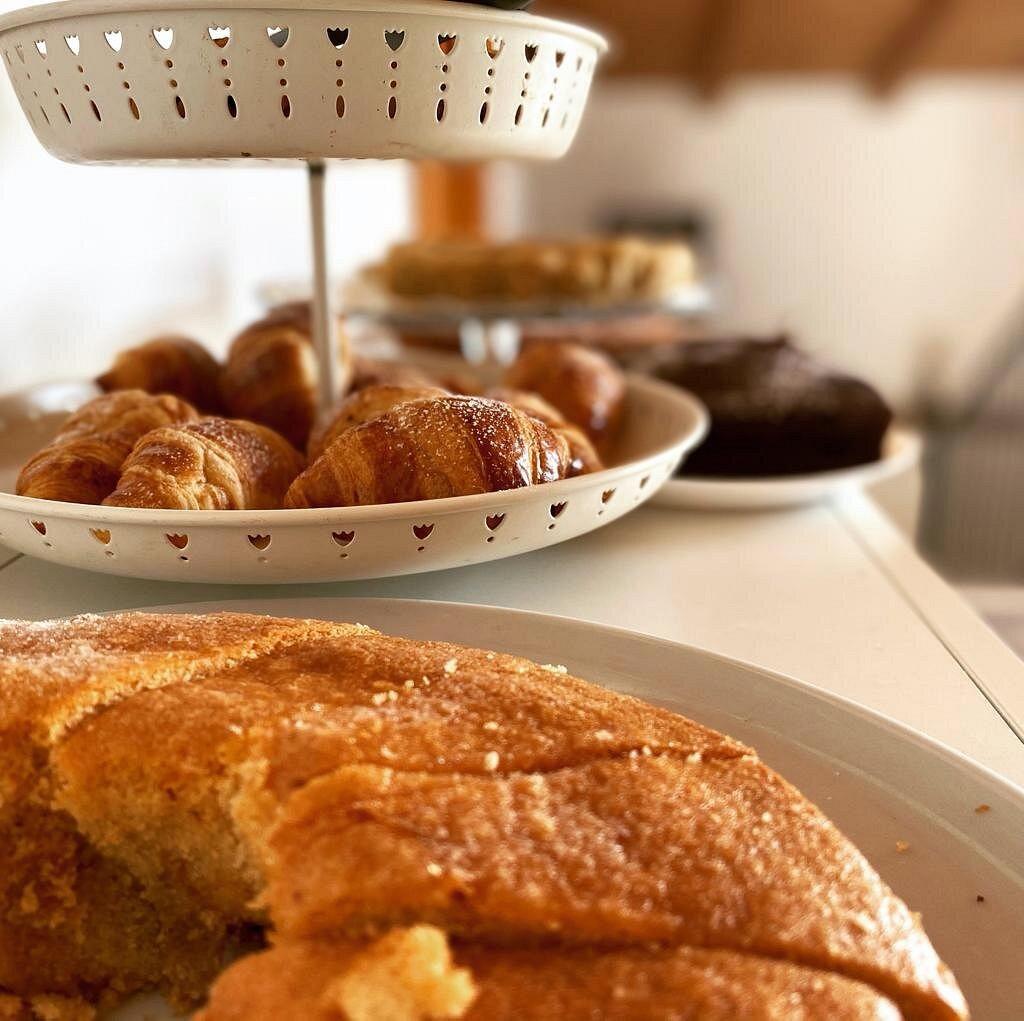 La colazione di REGINA MARGHERITA B&B