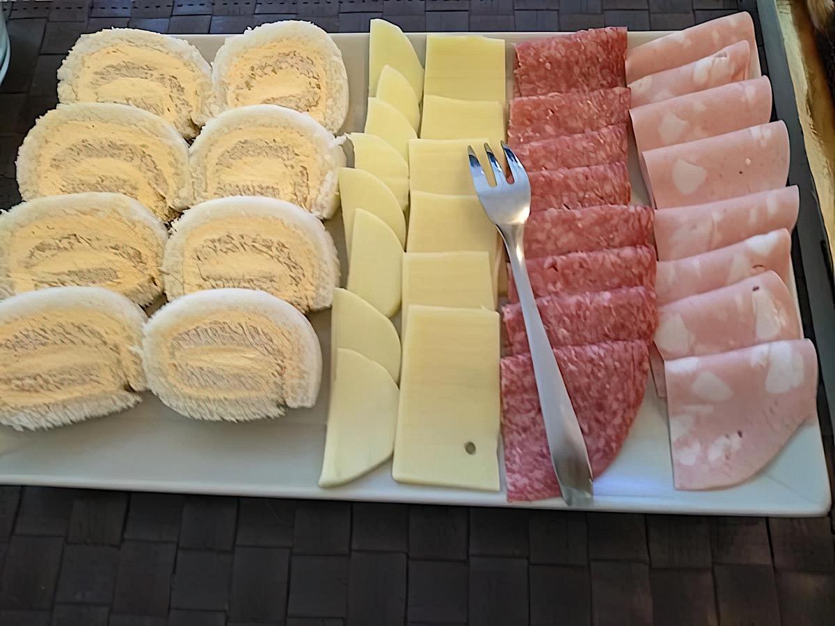 La colazione di B&B VILLA MAGNOLIA