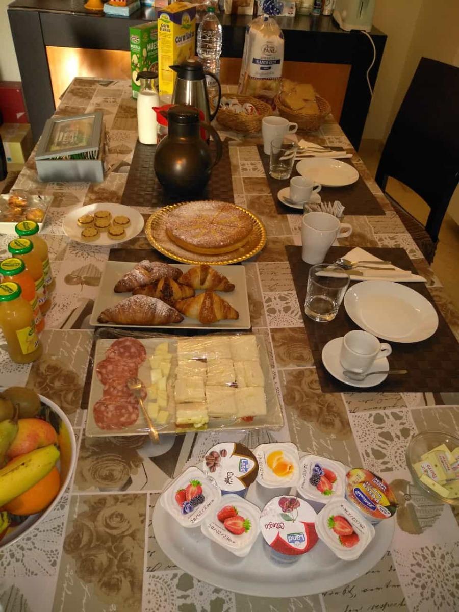 La colazione di B&B VILLA MAGNOLIA