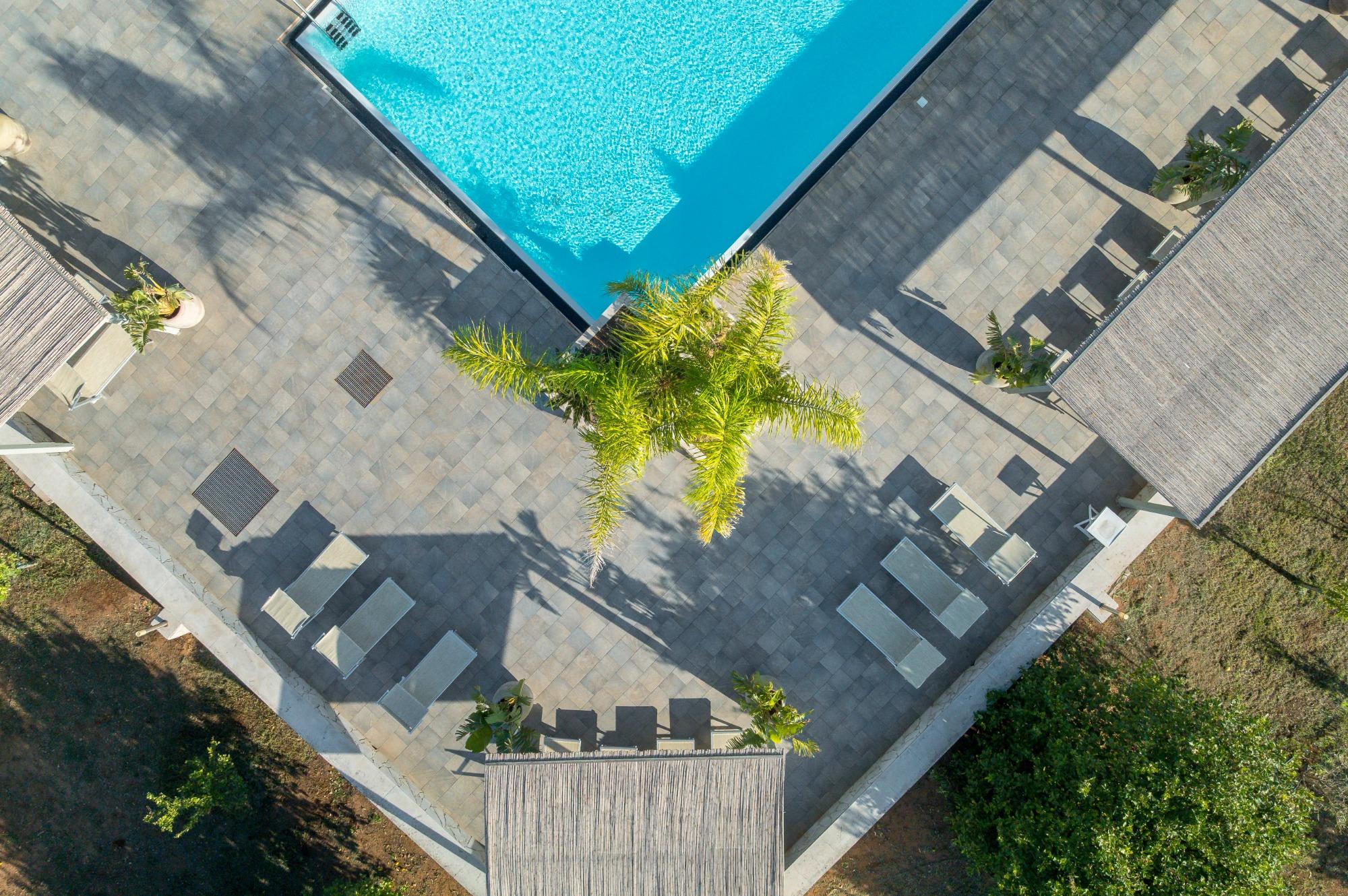 Piscina con acqua salata