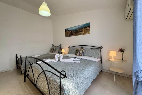 New Naxos Village Rooms and Holidays