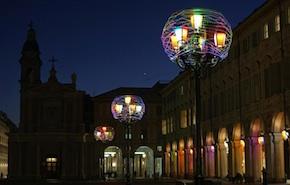 Torino in festa s'illumina di Luci d'artista