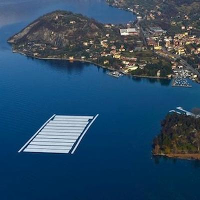 Christo Si E Fermato Sul Lago D Iseo The Floating Piers