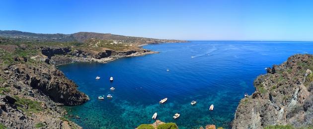 Pantelleria: la perla nera del Mediterraneo