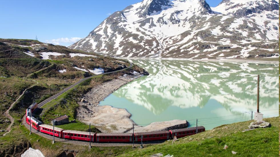Viaggi d’autunno in treno panoramico: l’Italia a passo lento