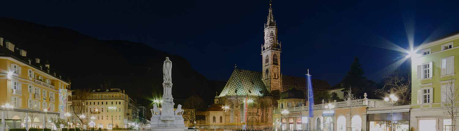 Bolzano - Piazza Walther Von Der Vogelweide