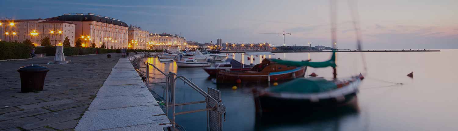 Trieste - Panorama del lungomare