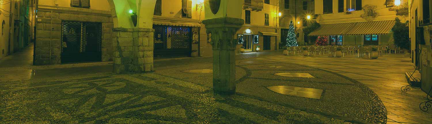Noli - Piazza