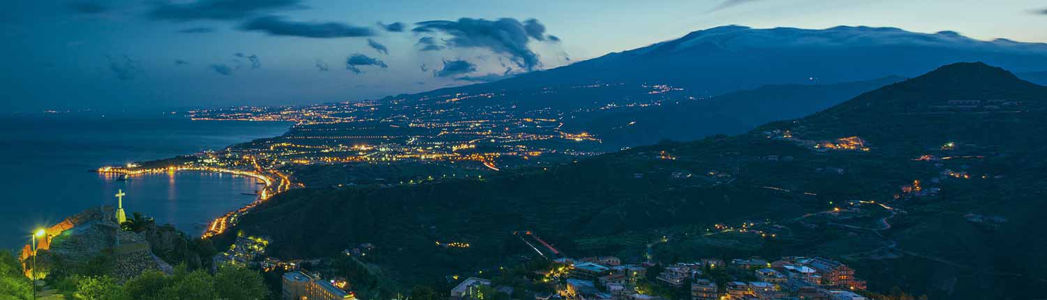 Giardini Naxos - Panorama con Etna