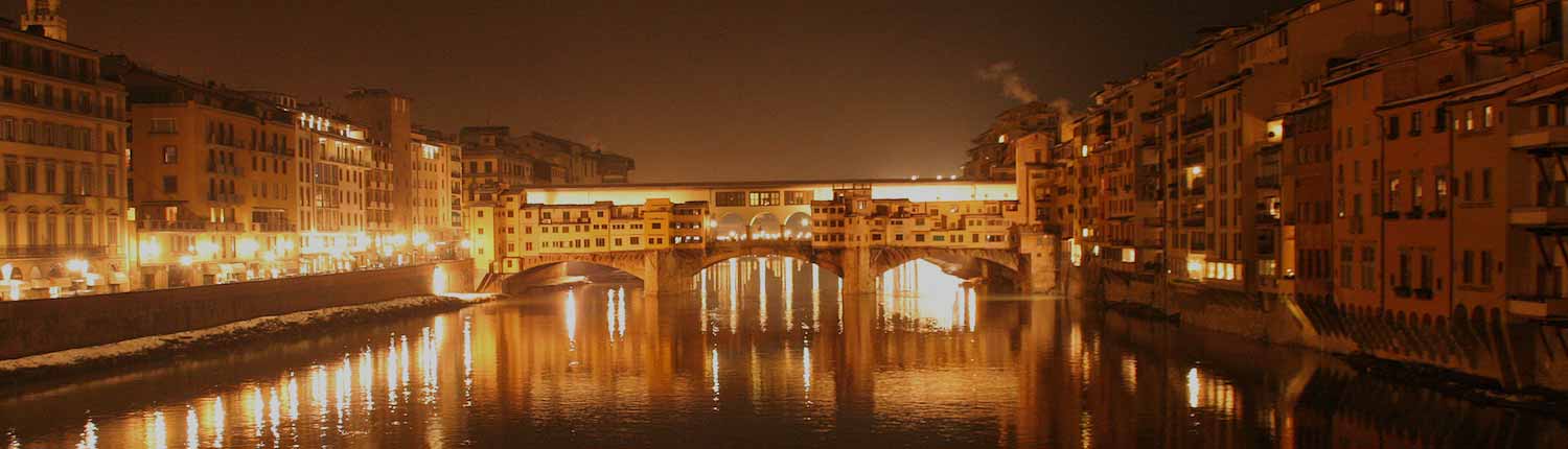 Ponte Vecchio - Panorama del Ponte Vecchio di sera