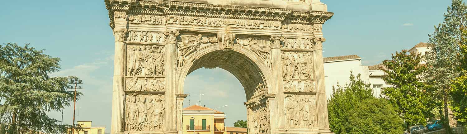 Benevento - Arco di Traiano