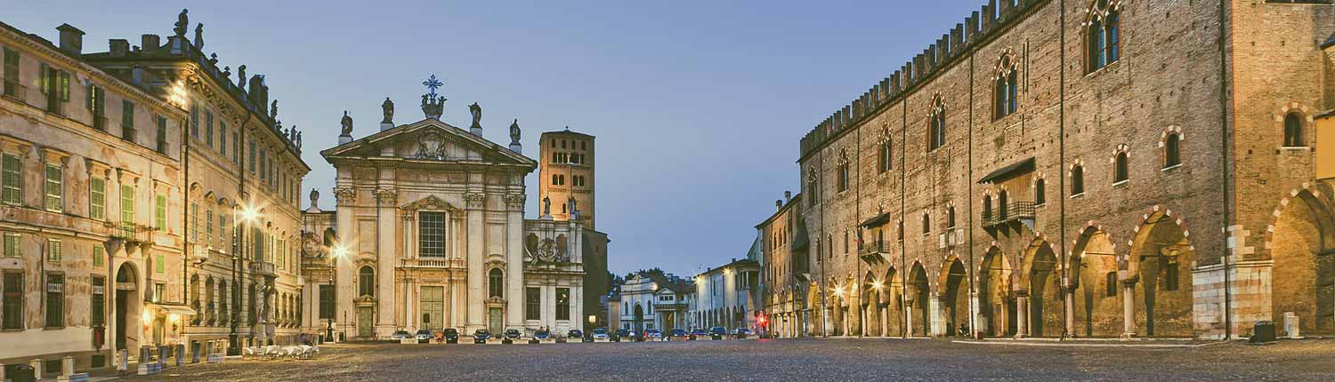 Mantova - Piazza Sordello