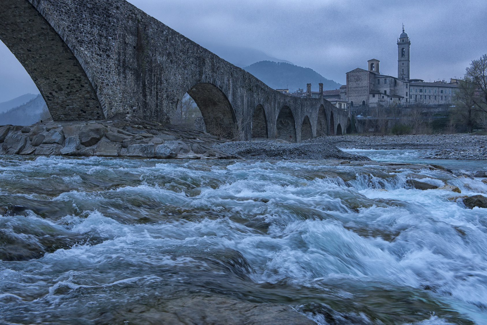 Bobbio - Ponte Gobbo su Fiume Trebbia - 