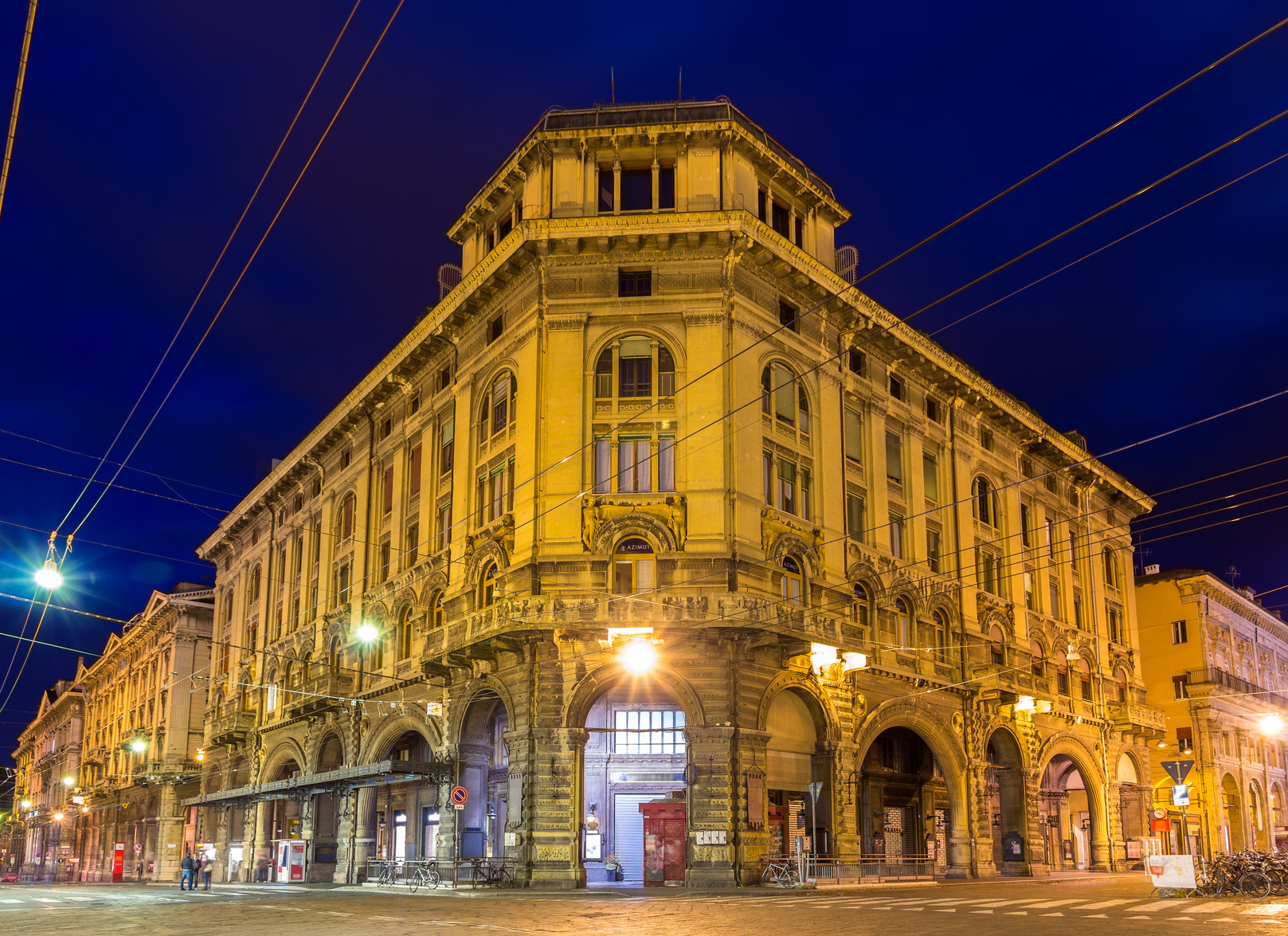 Bologna - Palazzo Ronzani -