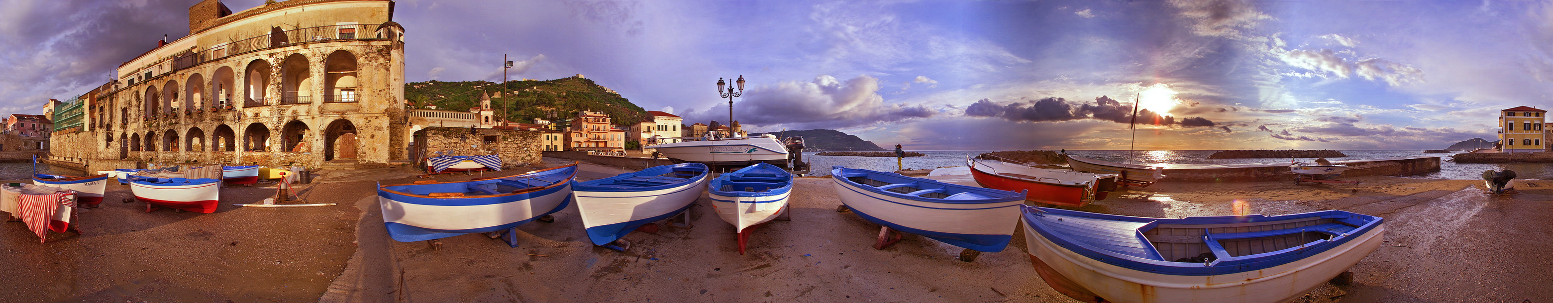 Santa Maria di Castellabate ©Fotolia