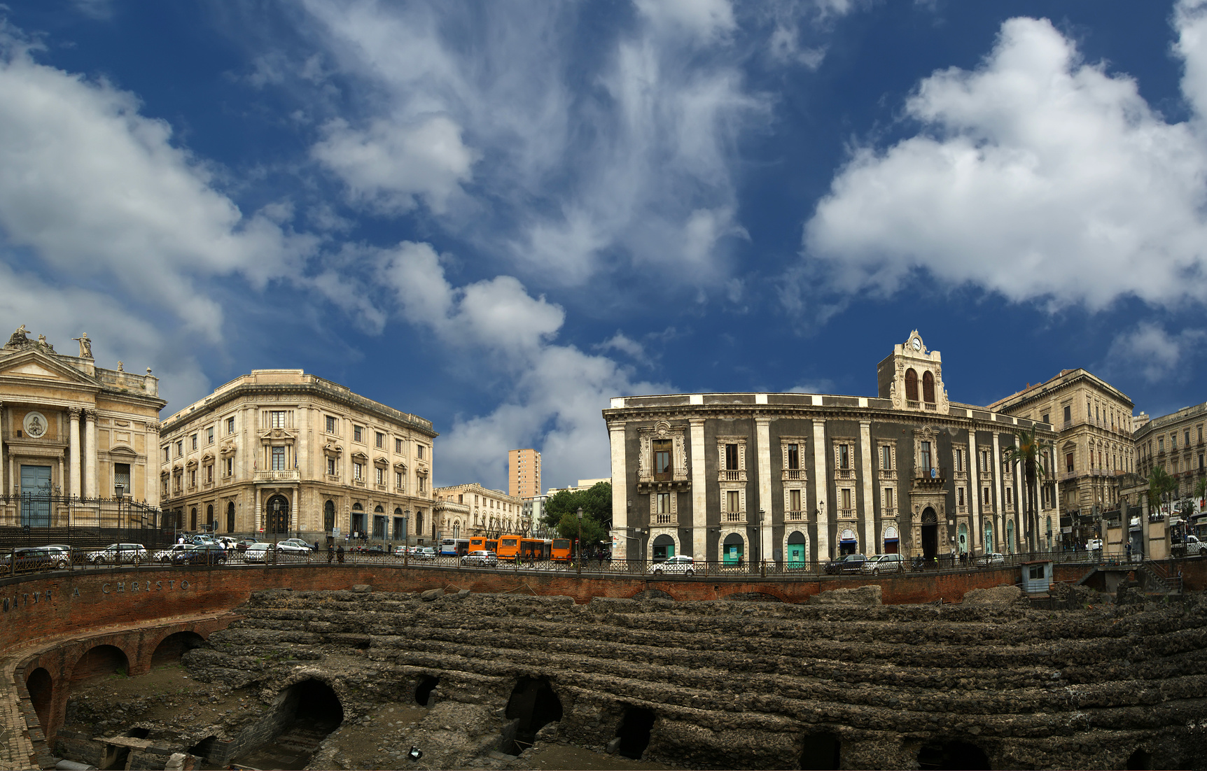 Catania - Anfiteatro Romano in Piazza Stesicoro -