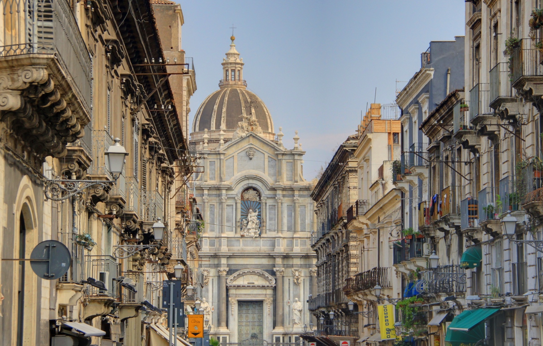 Catania - Via Garibaldi - 