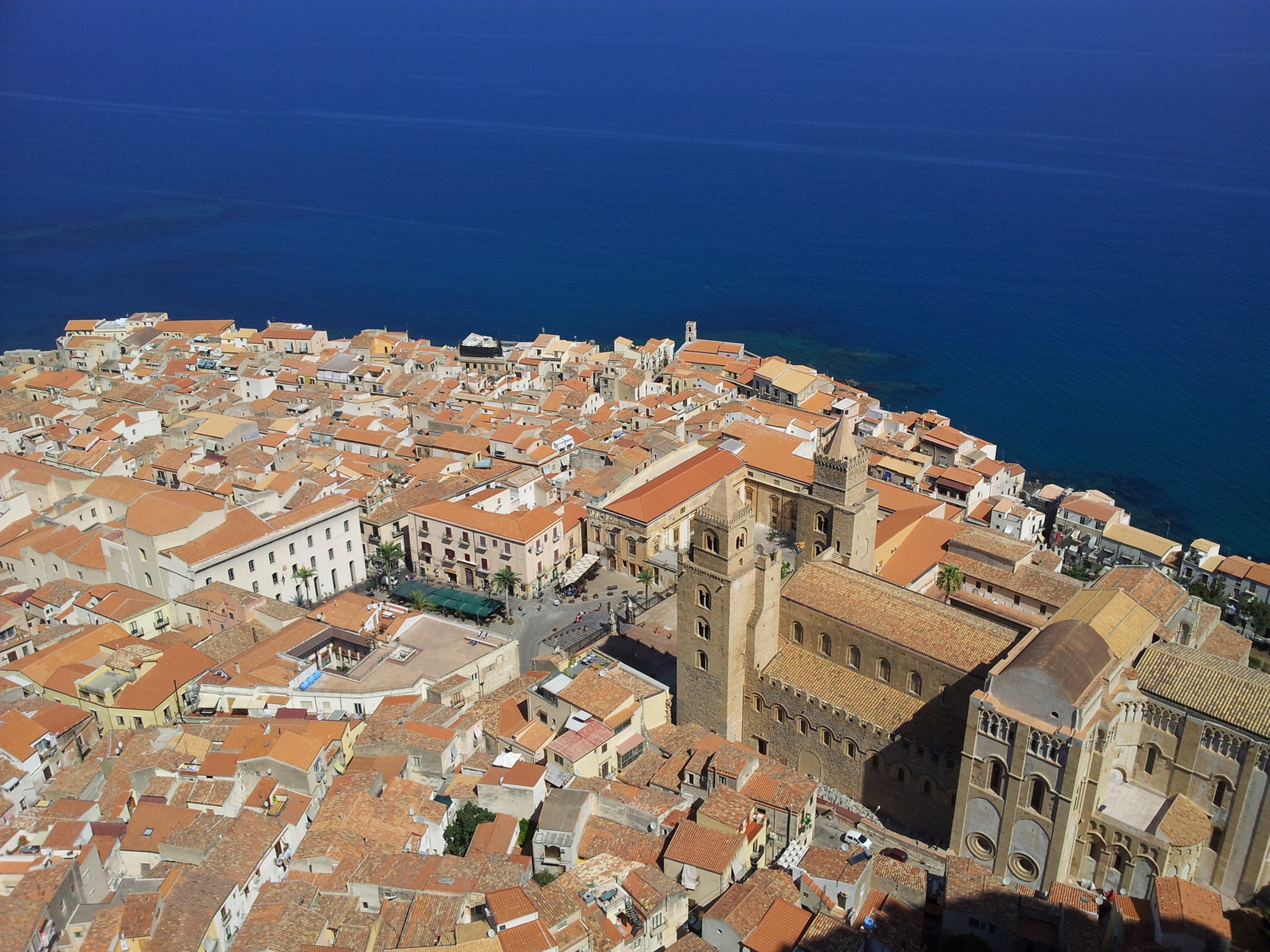 Cefalù - Il Duomo di Cefalù dalla Rocca - 