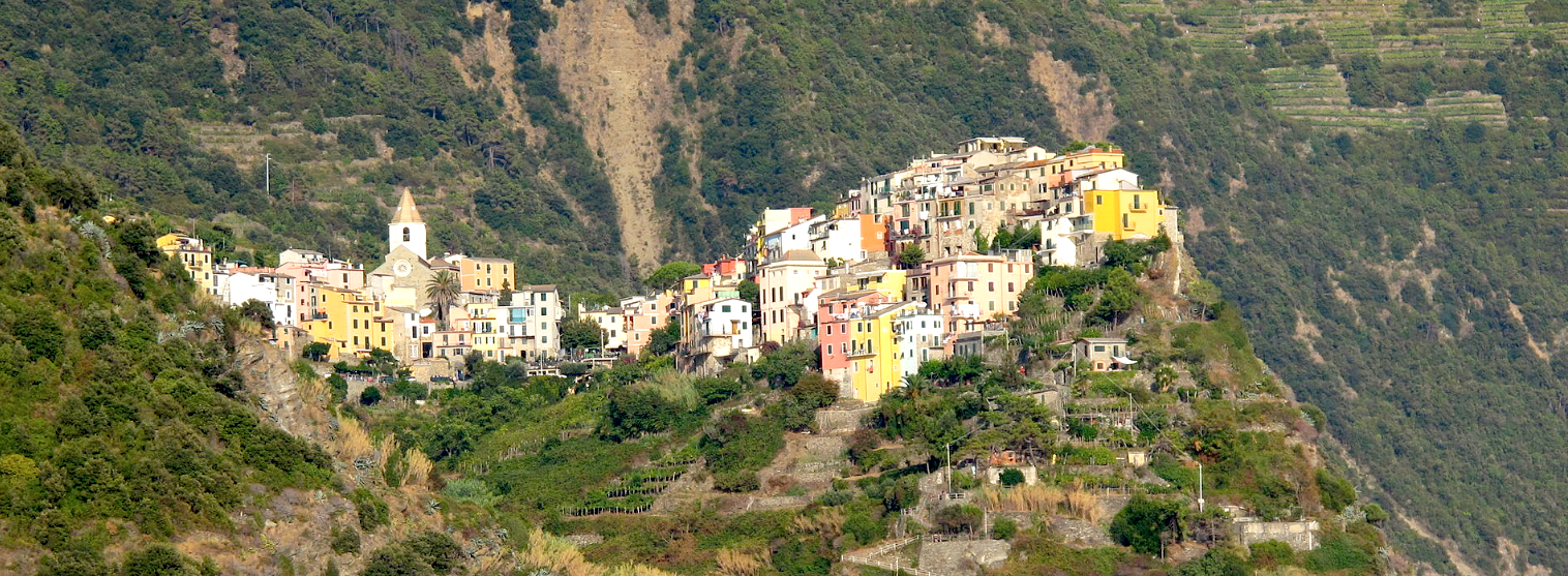 Corniglia - Panorama ©Fotolia
