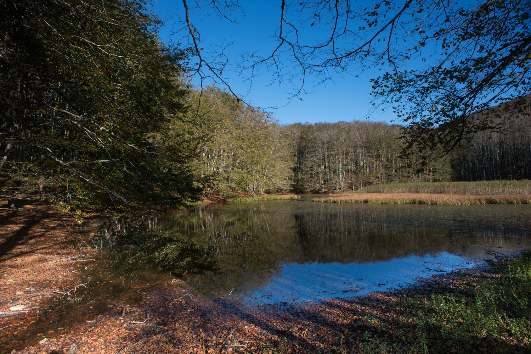 Fagnano Castello - Lago dei due Uomini - 