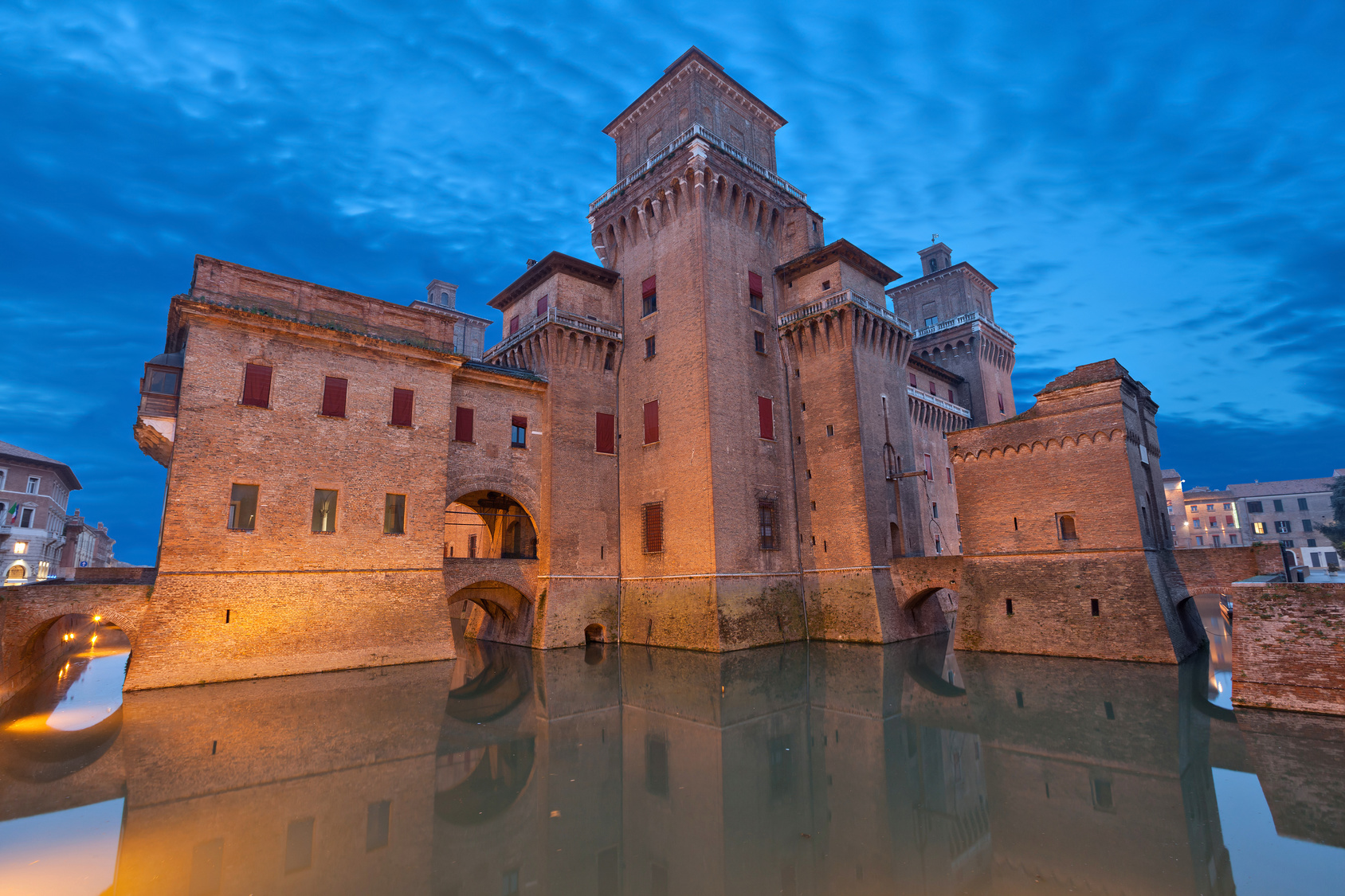 Ferrara - Castello Estense ©Fotolia