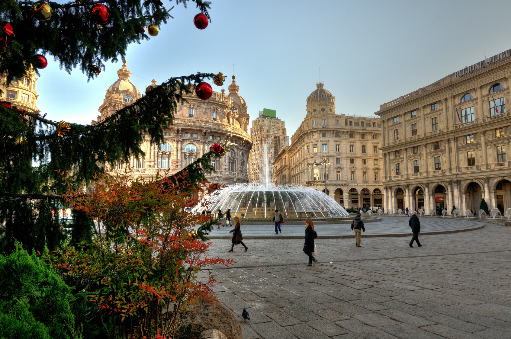 Genova - Piazza De Ferrari a Natale - 