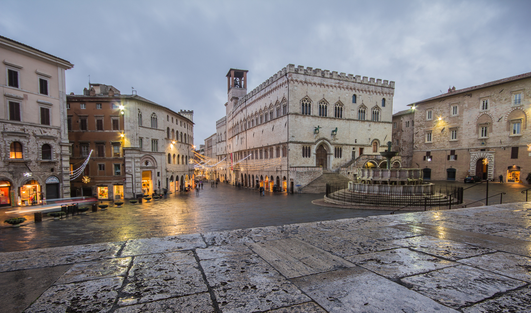 Perugia - Piazza IV novembre ©Fotolia