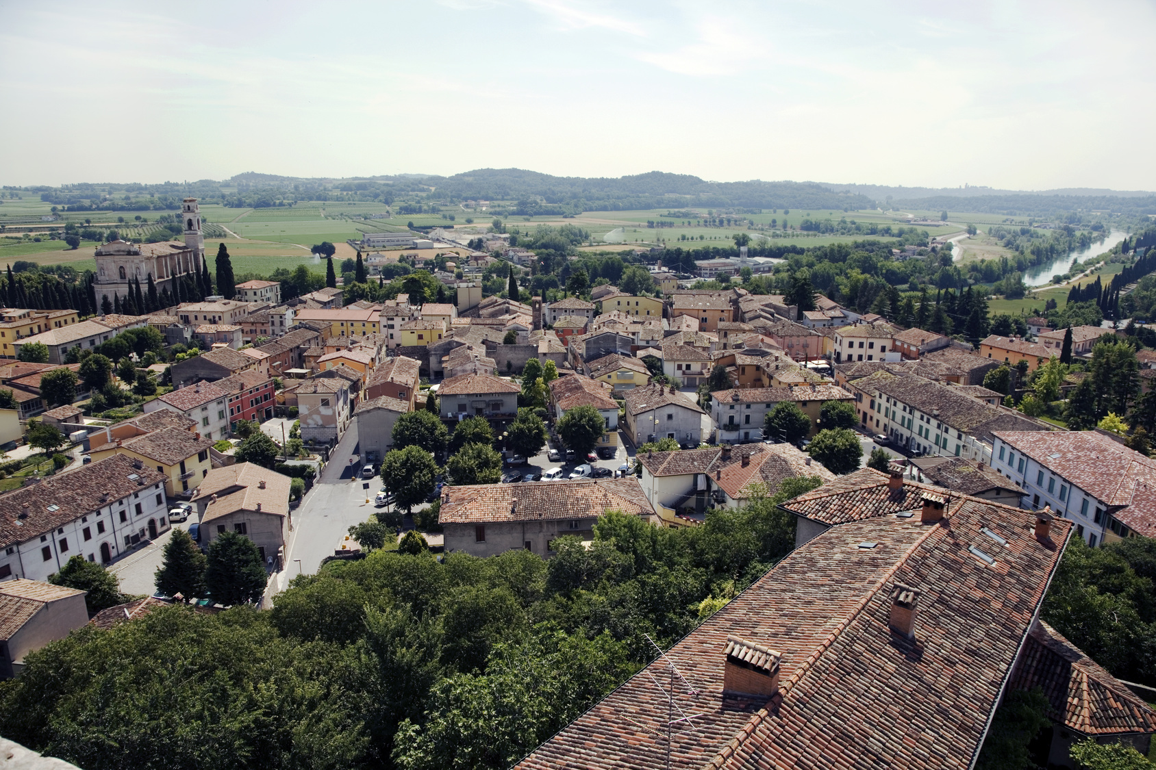 Monzambano - Panorama ©Fotolia