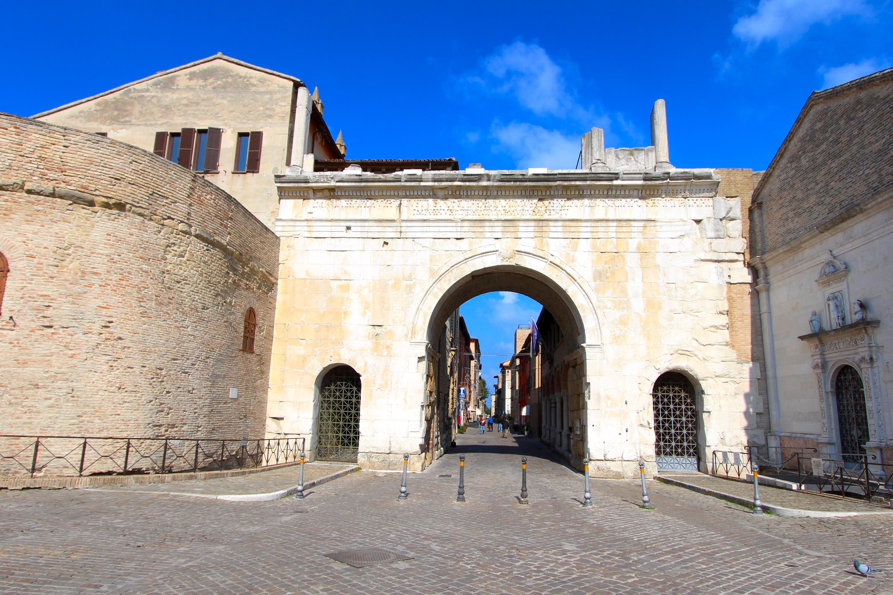 Fano - Arco Augusto ©Wikimedia