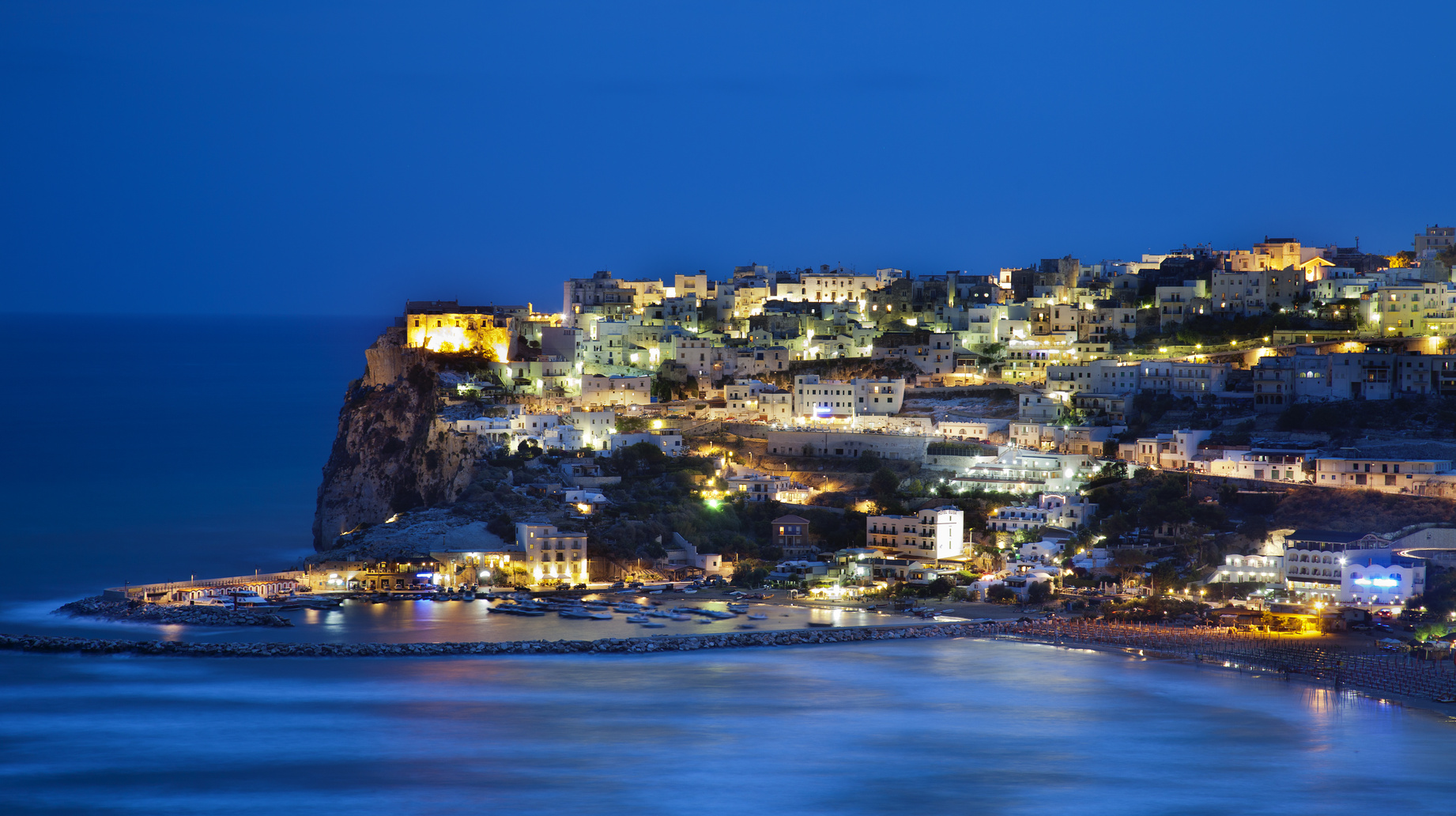 Peschici - panorama ©Fotolia